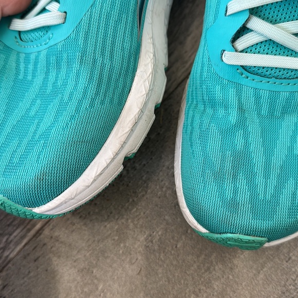 Altra Rivera Running Shoes - Picture 5 of 8